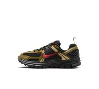 Nike Vomero 5 Older Kids' Shoes with Reflective Design Accents - Black 4