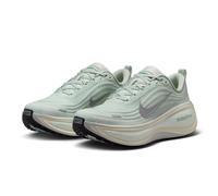 Nike Womens Running Vomero Plus Trainers, Light Silver/Metallic Silver, Size 6, Women Light Silver/Metallic Silver
