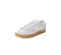 Nike Women's Blazer Low '77 VintageSneaker
