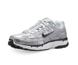 Nike Women's Fd9876Sneaker