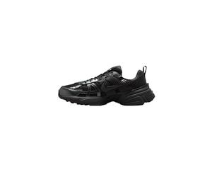 NIKE Women's V2k RunSneaker