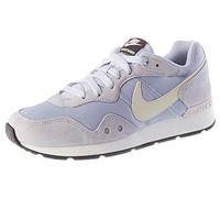NIKE Women's Venture Runner Sneaker, Ghost Fossil Sail Barely Rose, 9 UK