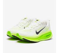 Nike Womens Vomero 18