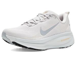 Nike Women's Vomero 18 Sneaker, Vast Grey/Wolf Grey/Summit White/Hemp, 4.5 UK