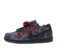 Nike x Nardwuar SB Dunk Low 'Tartan' II1493-600 13