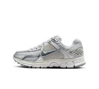 Nike Zoom Vomero 5 Women's Shoes with Reflective Design Accents - Grey 4
