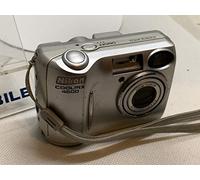 Nikon Coolpix 4600 - Digital camera - compact - 4.0 Mpix - optical zoom: 3 x - supported memory: SD - silver