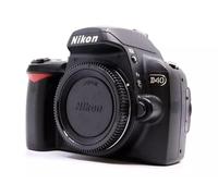 Nikon D40 6.1MP Digital SLR Camera (Lens w/ 18-55mm) Black
