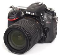 Nikon D7100 Digital SLR Camera with 18-105mm VR Lens Kit (24.1MP) 3.2 inch LCD