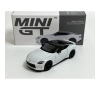 Nissan Fairlady Z Version ST 2023 Everest White RHD 1:64 Scale Mini GT MGT00598R
