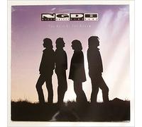 Nitty Gritty Dirt Band - The Rest Of The Dream. VINYL LP (1990) VG+/VG