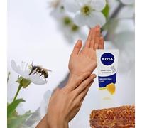 NIVEA Hand Cream Protective Soothing Care Beeswax -75ml
