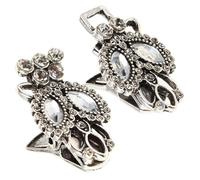 NIYANGLE Vintage Sweater Clips for Women Silver Zinc Alloy Shawl Clips with Refined Touch Classic Collar Pins for Formal Events and Elegant Outfits