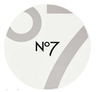 Flawless Finishing Pressed Powder instantly mattifies & reduces shine, non-chalky - 1 Translucent
