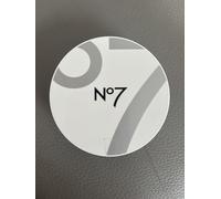 No7 Flawless Finishing Pressed Powder, Light