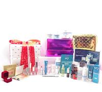 No7 Make Up & Skincare Gift Set Set Complete Blockbuster 2 Tier Gift For Women