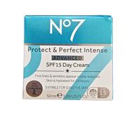Protect & Perfect Intense ADVANCED Day Cream, protect & hydrate skin, for a youthful look