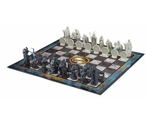 Noble Collection Lord Of The Rings Chess Set