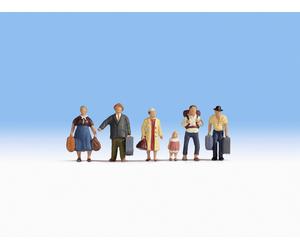 NOCH 15218 HO Scale Travelers With Luggage Set Of 6