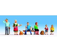 Noch 15872 Wanderers (6) and Accessories Figure Set