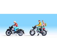 Noch 15904 Motorcyclists Landscape Modelling