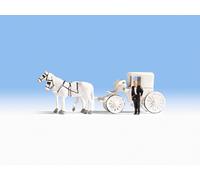 NOCH 16706 Scale Ho Railway Carriage White With Horse and Cart