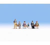 NOCH 36240 Scale N Sitting Figures Pcs. 6 (Without Benches)