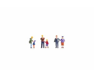 Noch H0 Figures Family Meier In Winter, Model Figures H0, 6-Piece Set For