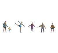 15824 H0 Ice Skating