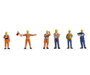Noch® Manoeuvring Hand Painted Figures Set of 6 for H0 Model Railway for Realistic Station Scenes