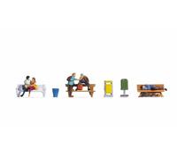 NOCH® People on Benches Realistic Model Figures 1:87 (H0) for Model Railways, Dioramas and Craft Projects