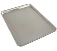 Nordic Ware Naturals Baker's Quarter Sheet, Aluminium Baking Tray, Premium Bakeware To Bake and Reheat Small Meals, Made in the USA, Silver
