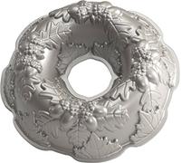Nordic Ware Autumn Wreath Bundt Tin
