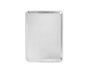 Nordic Ware Naturals Baker's Half Sheet Pan, Aluminium Baking Sheet with Superior Heat Conductivity, Premium Bakeware Made in The USA, Silver
