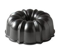 Nordic Ware Original Bundt Pan, Non-Stick Traditional Bundt Cake Tin, Durable Cast Aluminium Cake Pan Made in The USA, Colour: Graphite