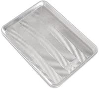 Nordic Ware Prism Jelly Roll Pan, Aluminium Baking Sheet with Improved Airflow, Rustproof Aluminium Sheet, Premium Bakeware for Baked Veggies, Muffins, Cookies and More, Made in The USA, Silver
