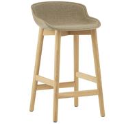 Normann Copenhagen - Hyg Bar Stool 65 cm, Upholstered Front, Sand / Oak - Sand