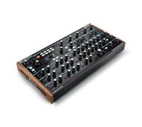 Novation Peak Synthesizer - Eight Voices, New Oxford Oscillators With 17 Wavetab