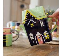 Novelty Teapot House Shaped Christmas Nutcracker Easy Pour Ceramic Tea Pot