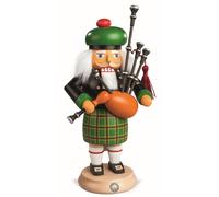 Nutcracker Scotsman in Highland dress with bagpipes (WxH): 15x27cm