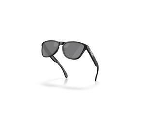 Oakley Frogskin S Sunglasses in Black and Prizm Black Polar one size