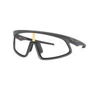 Oakley Unisex Sunglass RSLV 141 - Frame color: Matte Carbon, Lens color: Clear to Black Iridium Photochromic