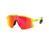 Oakley Unisex Sunglass Stunt Devil S - Frame color: Matte Uranium, Lens color: Prizm Ruby