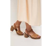 Oasis Women's Bethany Faux Suede Cross Over Stacked Heeled Sandals in Camel | Size: 5 Oasis Camel 5