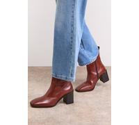 Oasis Women's Lauren Leather Block Mid Heel Chelsea Boots in Dark Tan | Size: 6