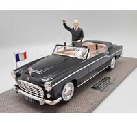 Odeon Pantheon Citroen 15-6 H Landaulet Chapron 1956 Presidential French Republic Figurines Charles de Gaulle and Driver 1:18