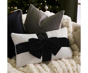 OHS Bow Wrapped Scatter Cushion, Soft Boucle Novelty Throw Pillow Christmas Decorative Plush Pillow Cute Room Decor Seat Cushion for Sofa Living Room Bedroom, Black/Cream - 30 x 50cm