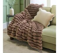 OHS Jumbo Faux Fur Fleece Throw Ribbed Fluffy Blanket in Light Brown | Size: 120 cm x 150 cm OHS Light Brown 120 cm x 150 cm