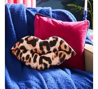 OHS Leopard Print Lips Shaped Throw Pillow, Gifts for Women Soft Cosy Scatter Cushion Decorative Stuffed Lip Cushion Cute Room Decor Novelty Cushions for Sofa Bed Plush Pillow, 38 x 22cm