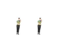 OJREEUB 2 set of Miniature Traffic Police Figure Scenery Landscape Diorama Scenery 1:64 Scale Right to the gesture
